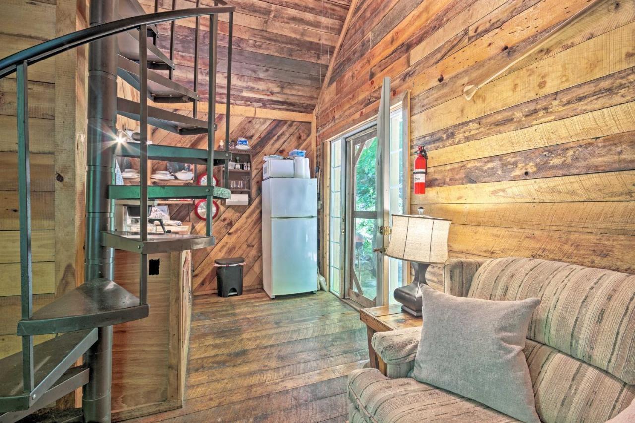 Creekside Cabin With Deck In Pisgah Forest! Barnardsville Екстериор снимка