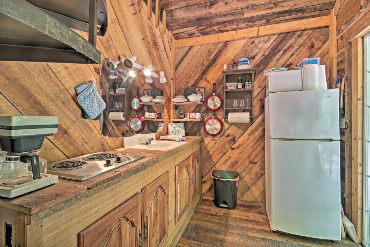 Creekside Cabin With Deck In Pisgah Forest! Barnardsville Екстериор снимка
