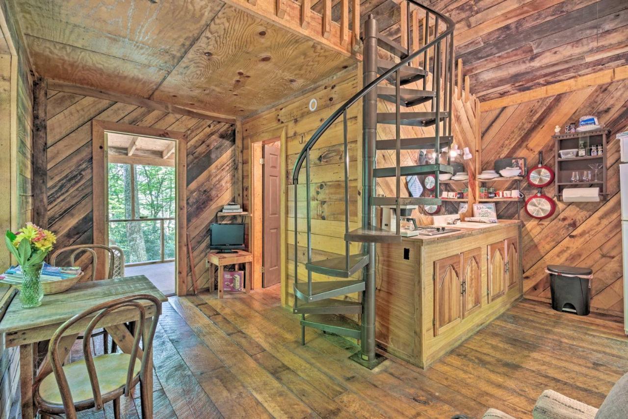 Creekside Cabin With Deck In Pisgah Forest! Barnardsville Екстериор снимка