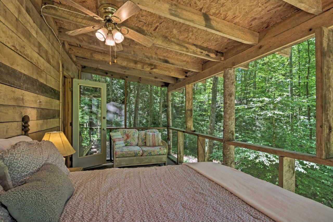 Creekside Cabin With Deck In Pisgah Forest! Barnardsville Екстериор снимка